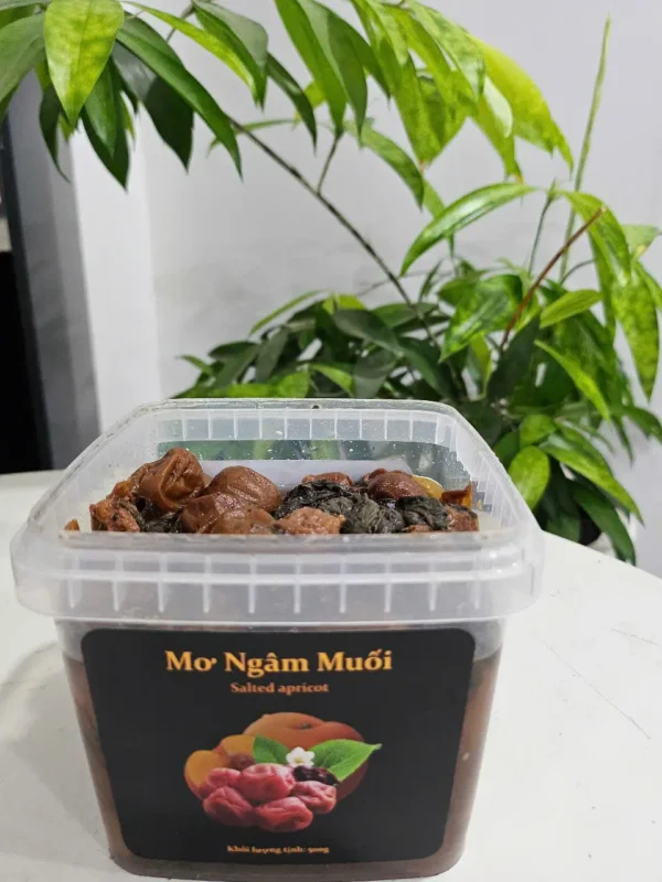 Mơ ngâm muối